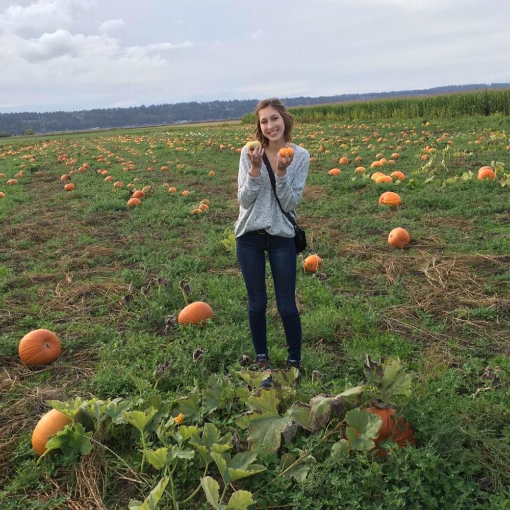 Meet your Posher, Emily